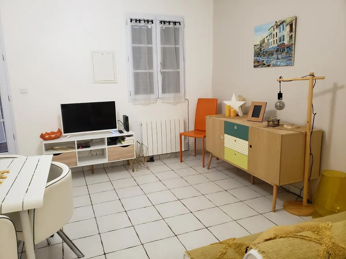Διαμέρισμα Cassis Centre 100 M Du Port Place Parking